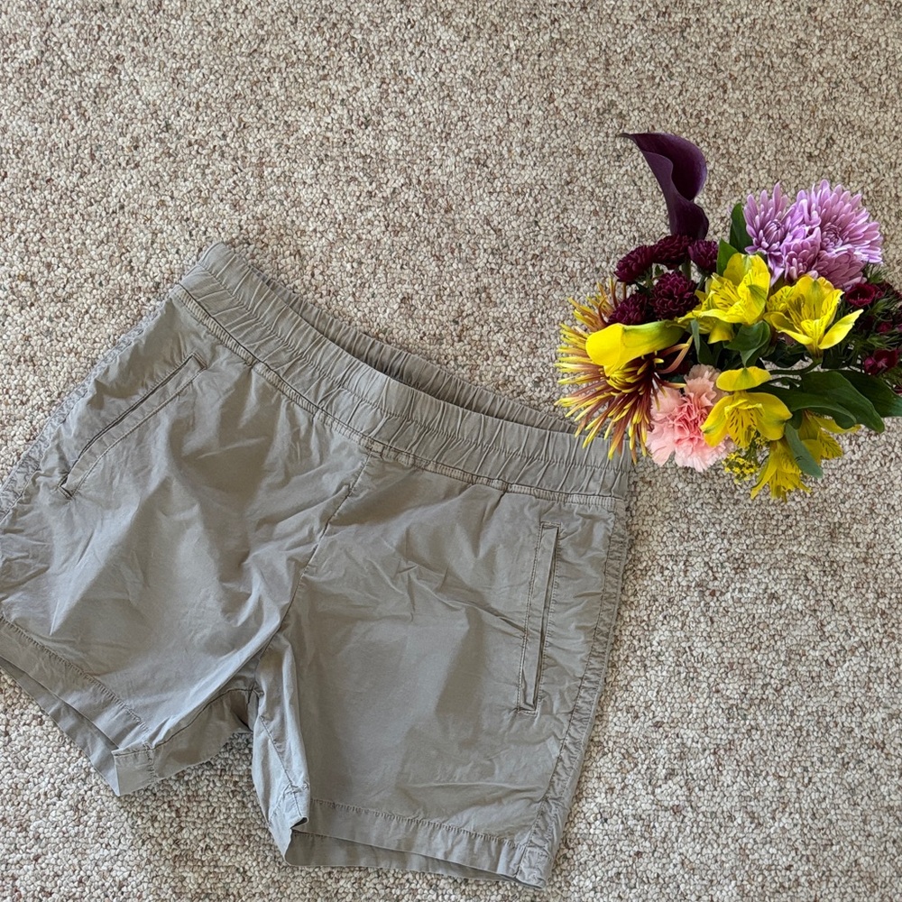 James Perse parachute short